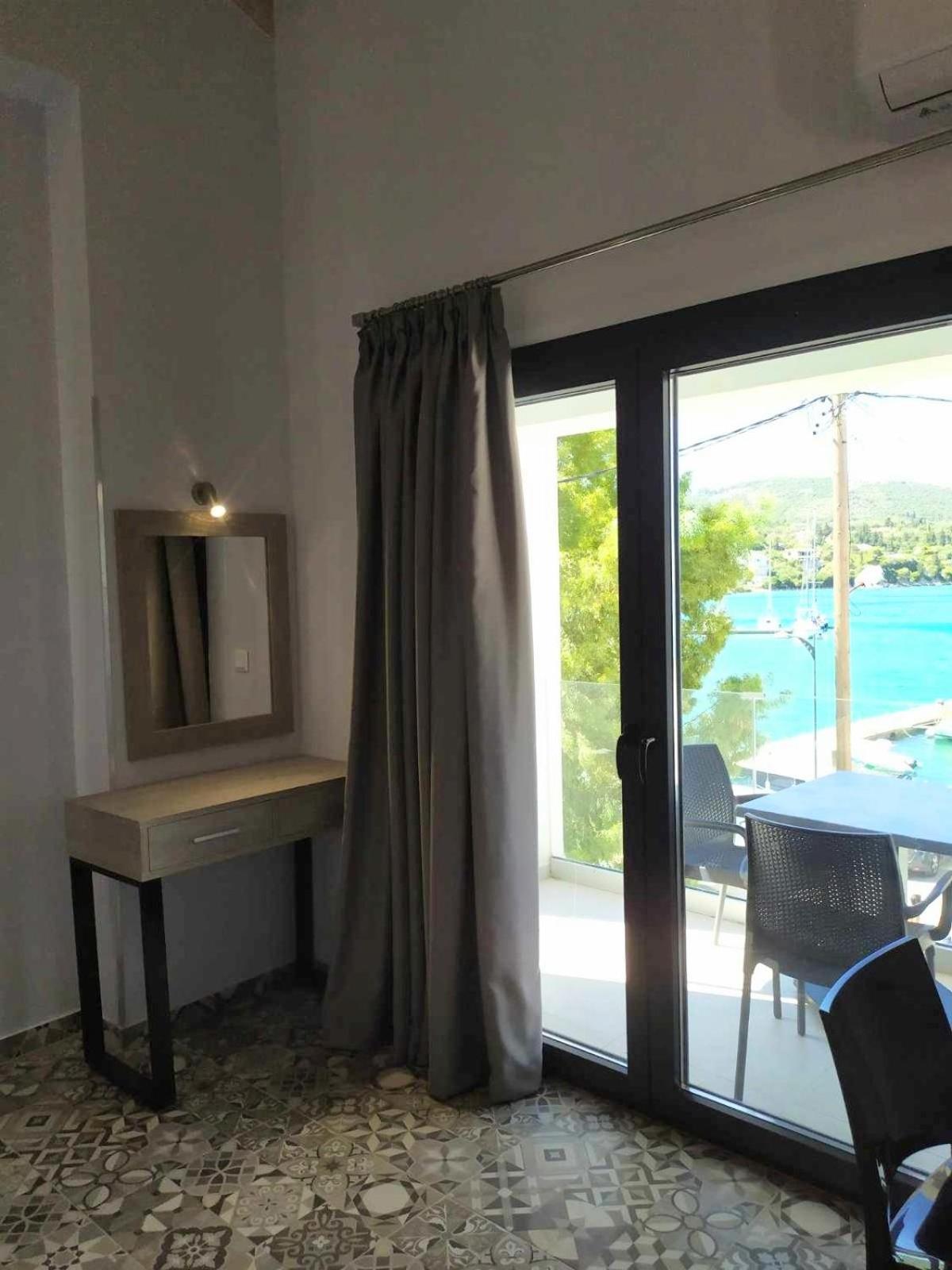 Villa Don Kostangelo 尼基亚娜 外观 照片